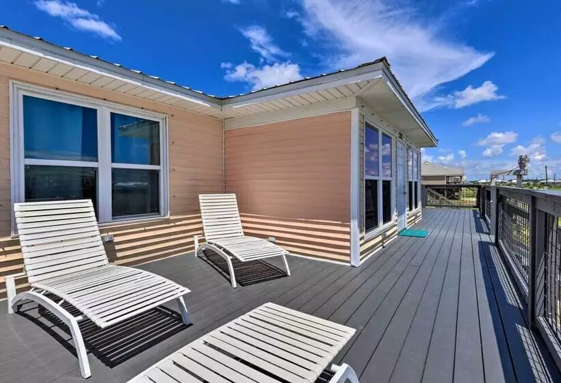 Lovely Dauphin Island Cottage W/ Deck & Gulf Views