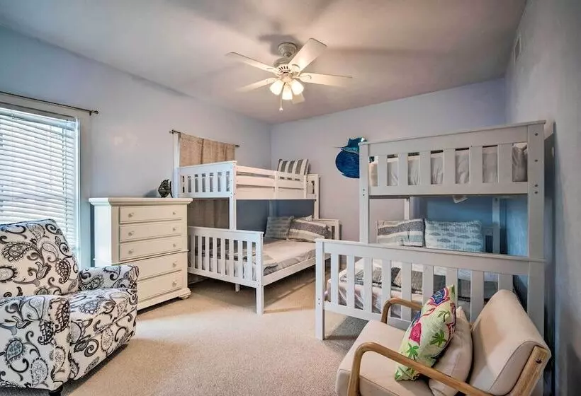 Oceanfront Oasis In Cedar Key W/ 2 Balconies!