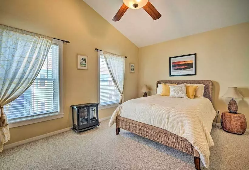 Oceanfront Oasis In Cedar Key W/ 2 Balconies!