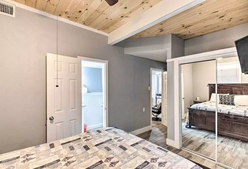 Pensacola Home ~ 3 Mi To Perdido Key Beach!