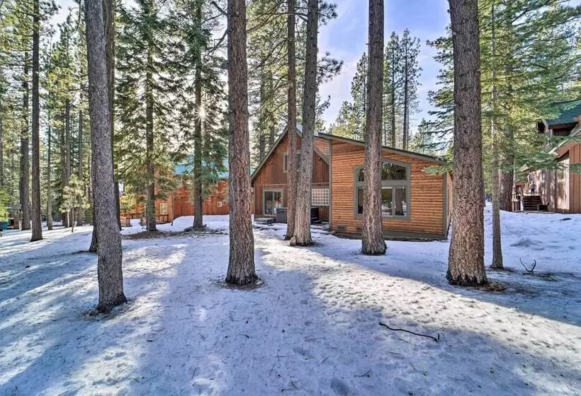 Tahoe Donner Area Home With Private Hot Tub!