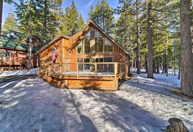 Tahoe Donner Area Home With Private Hot Tub!