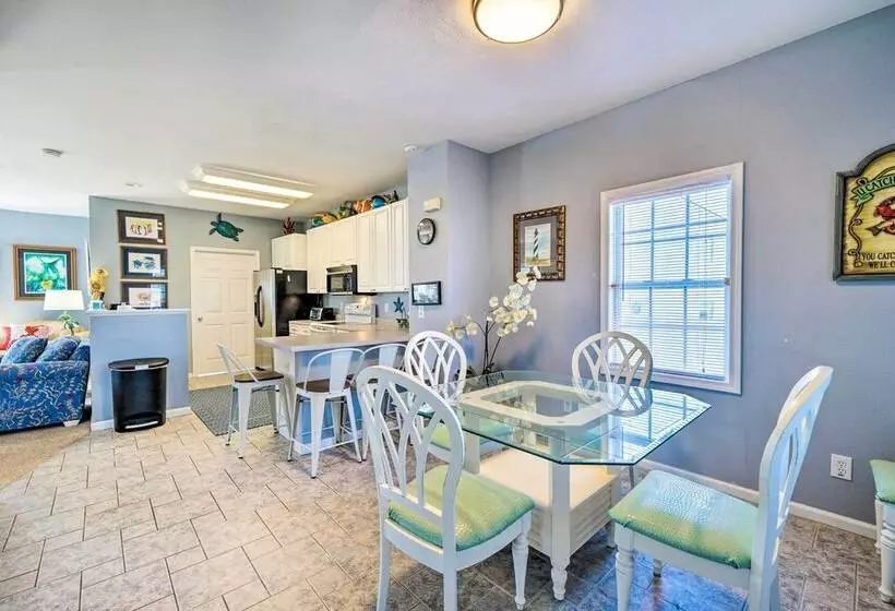 Spacious North Topsail Family Home With 2 Decks