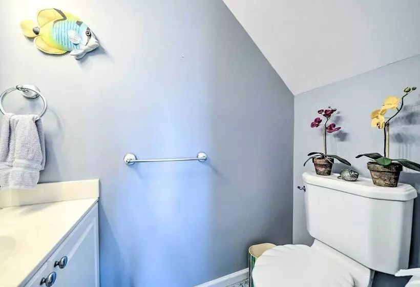 Spacious North Topsail Family Home With 2 Decks