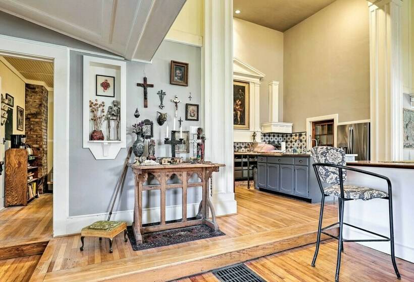 Spacious Pet Friendly Home   Near Dundee Wineries!