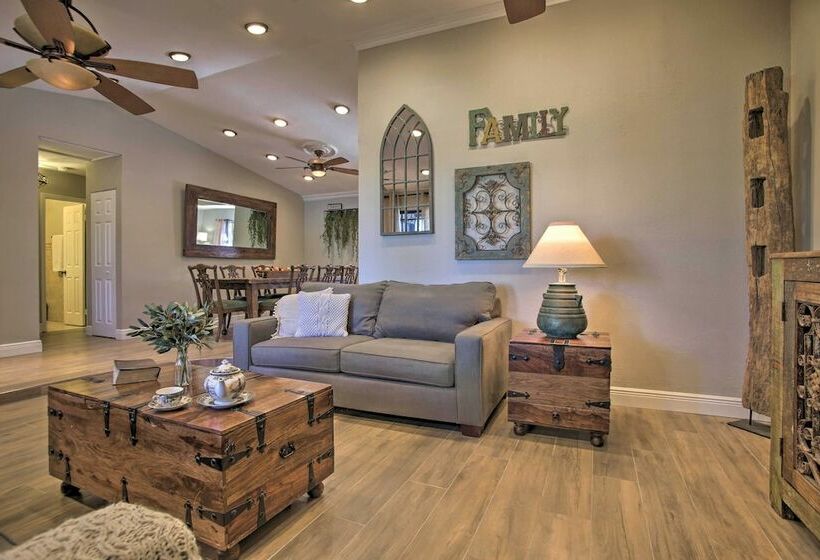 Updated Home With Pool < 9 Miles To Pompano Beach!