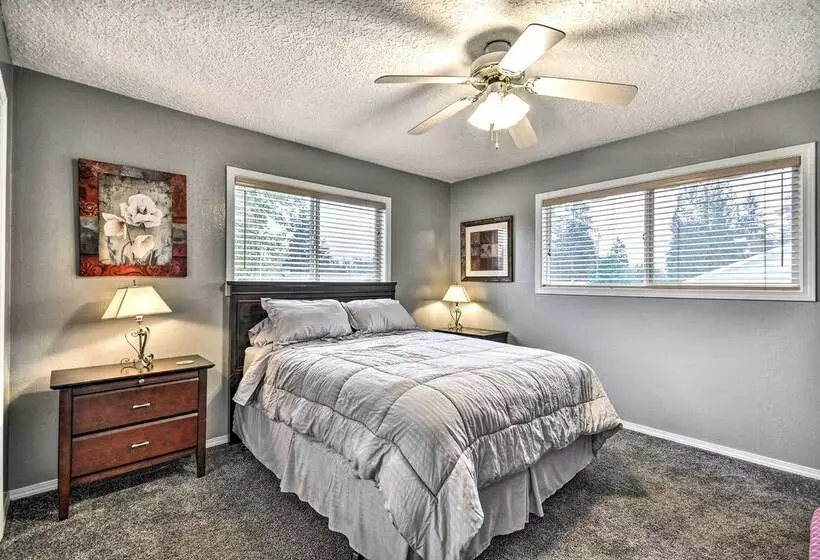 Vancouver Home W/ Hot Tub < 15 Mi To Portland!