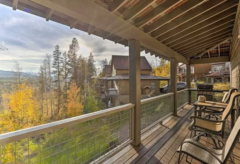 Winter Park Area Cabin, Hot Tub & Mountain Views!