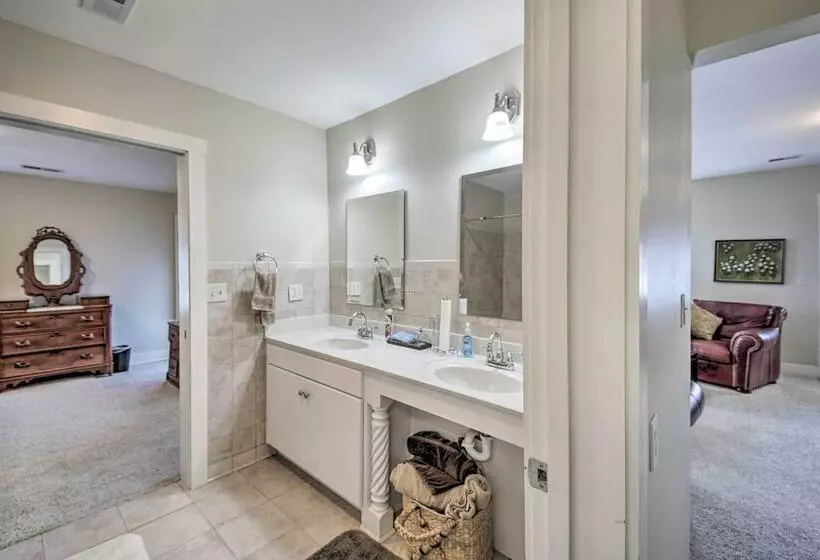 1872 Bethlehem Home W/ View Of Ohio River!