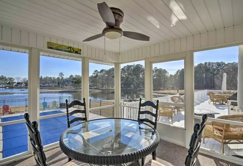 Carolina Lakes Family Home W/ Pool, Kayaks & Dock!