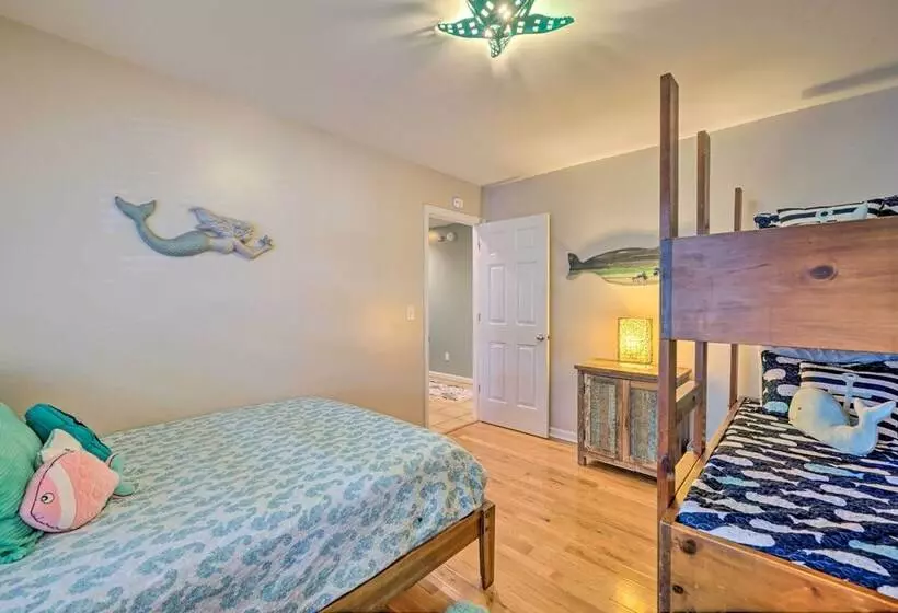 Coastal Hideaway ~ 1/2 Mi To Beach + Boardwalk!