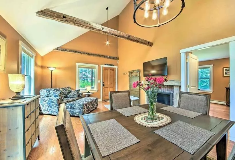 Hidden Gem Cottage  Near Blue Hill Peninsula