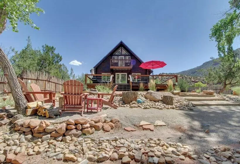 Jemez Springs Mountain Oasis   Hot Springs Nearby!