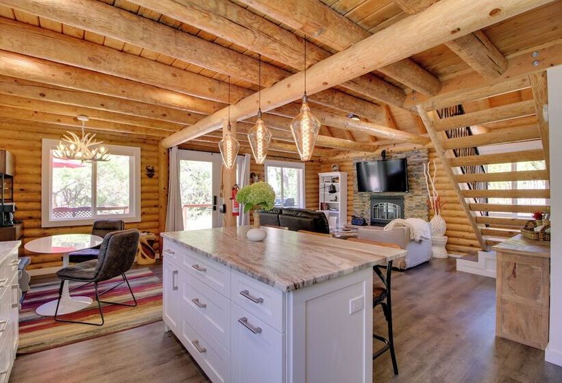 Jemez Springs Mountain Oasis   Hot Springs Nearby!