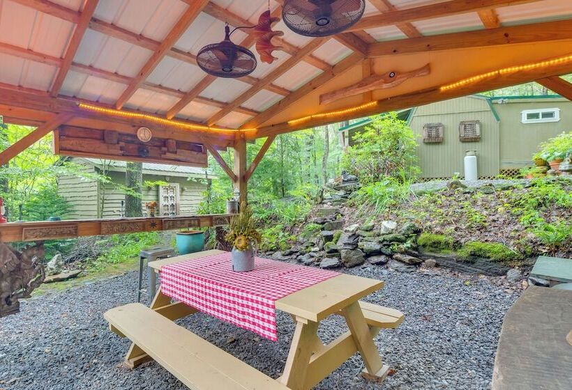 Lotsa Moose Lodge  Pisgah Forest Waterfall Cabin!