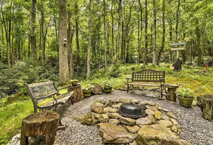 Lotsa Moose Lodge  Pisgah Forest Waterfall Cabin!