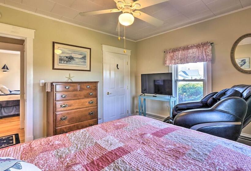 Nautical Lubec Cottage W/ Fire Pit & Grill!