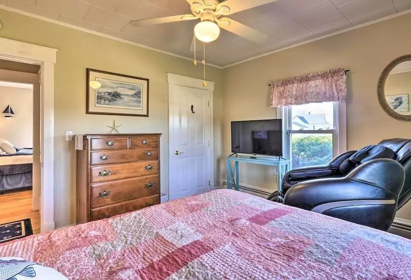 Nautical Lubec Cottage W/ Fire Pit & Grill!