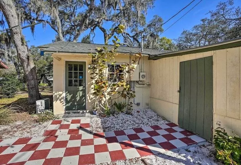 Palm Harbor Vacation Rental, Walk To Crystal Beach