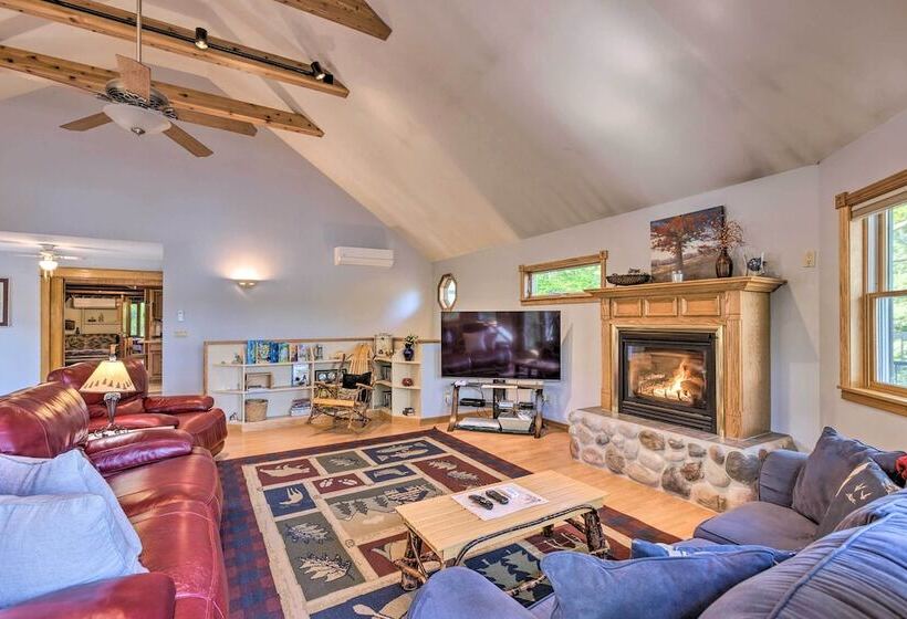 Lake Cabin In Honor W/ Hot Tub, Dock & Sauna!