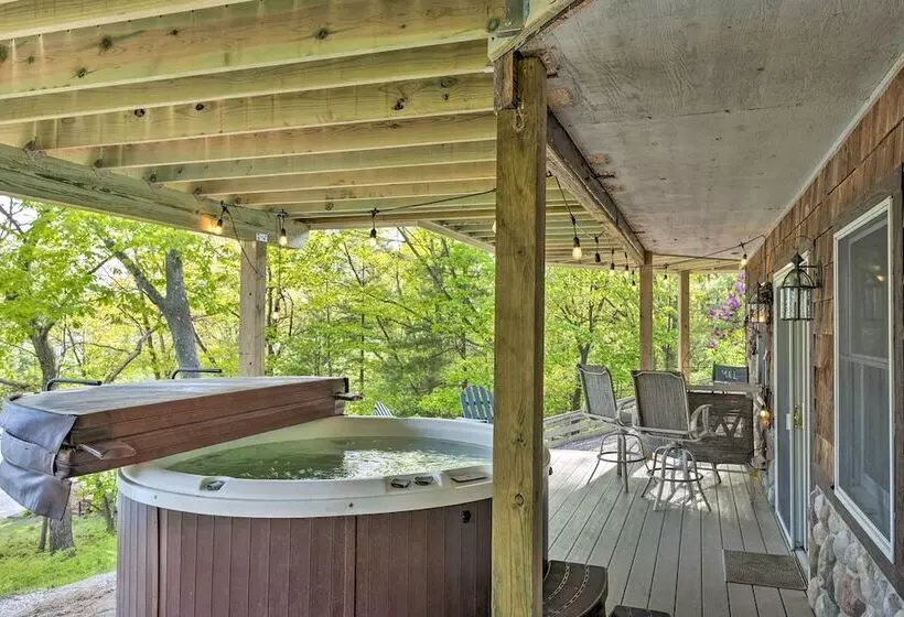 Lake Cabin In Honor W/ Hot Tub, Dock & Sauna!