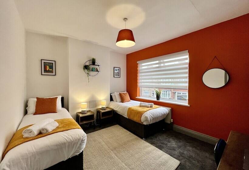 بنسيون Daubney House