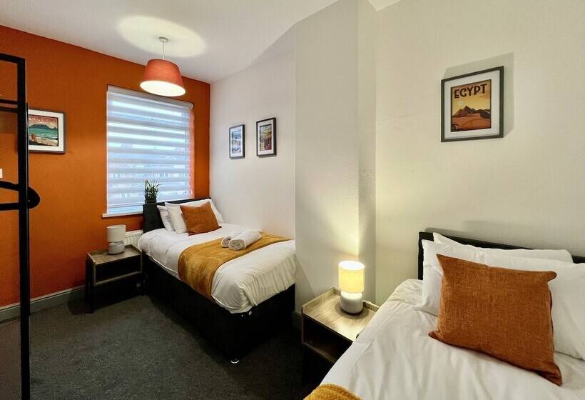 بنسيون Daubney House