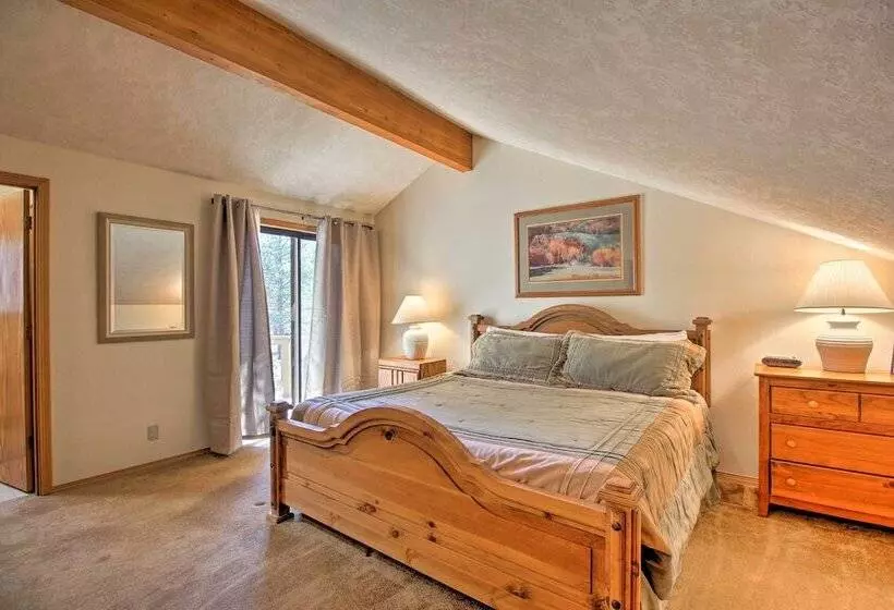 Sunriver Home W/ Hot Tub & 8 Sharc Passes