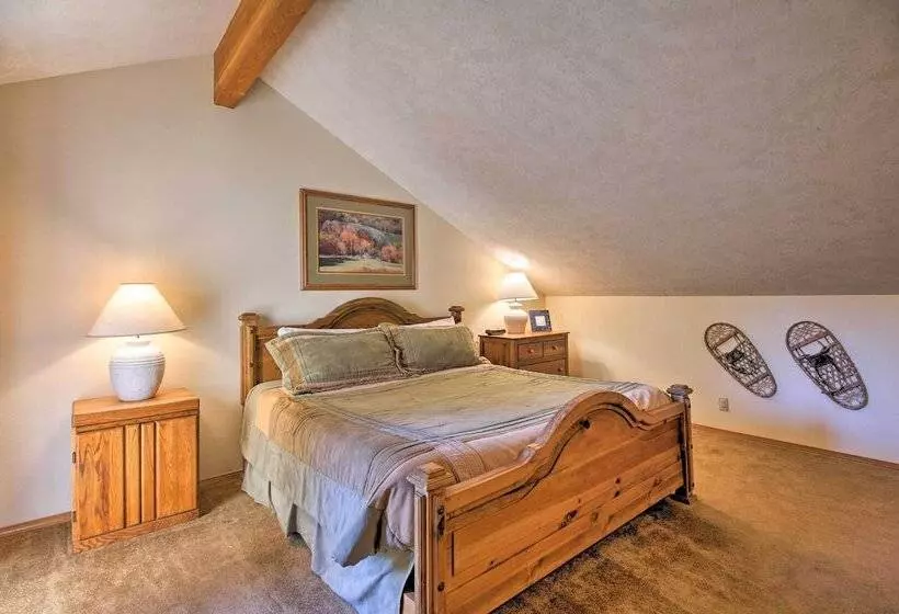 Sunriver Home W/ Hot Tub & 8 Sharc Passes