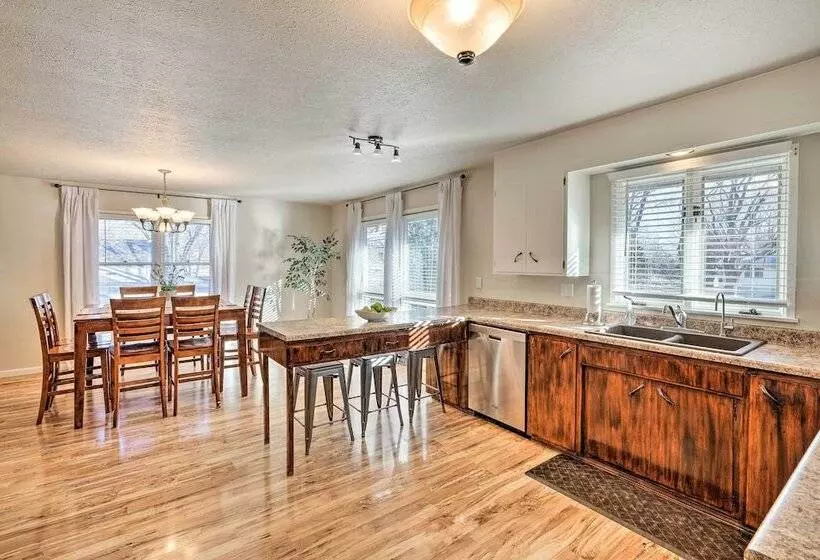 Sioux Center Split Level Home W/ Game Room!