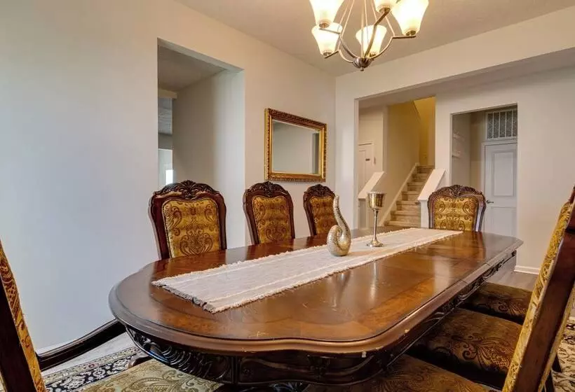 Spacious Home W/ Fireplace   Near Golf!