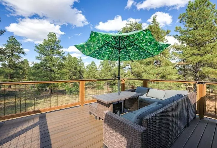 Spacious & Quiet Pagosa Springs Cabin W/ Deck!