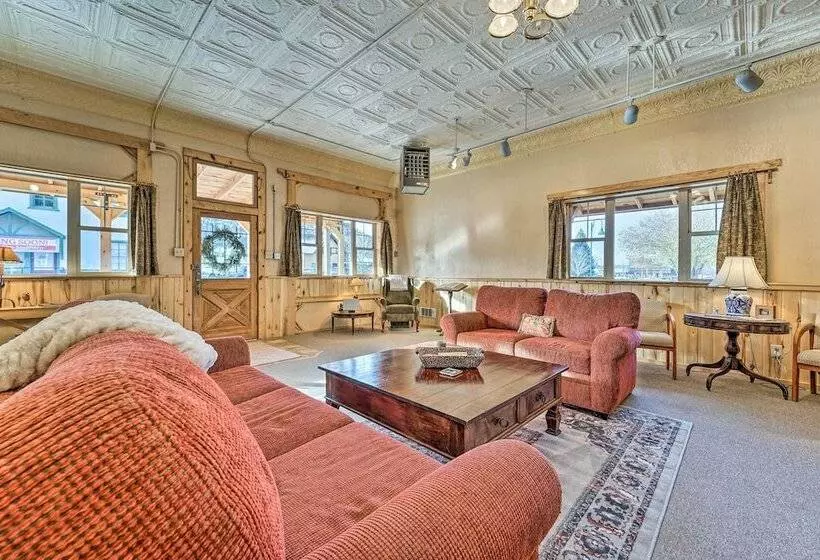The Ole Bank : Historic Home In Dtwn Dolores
