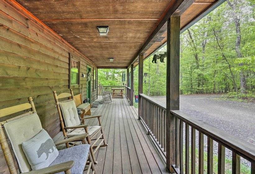 Whittlers Mountain Escape W/ Fireplace!