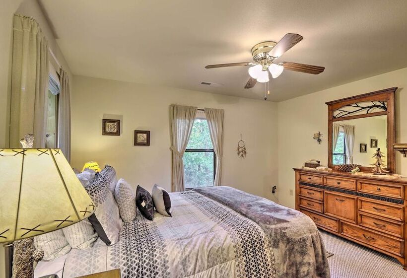 Whittlers Mountain Escape W/ Fireplace!