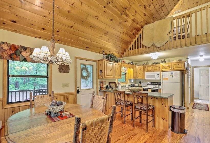 Whittlers Mountain Escape W/ Fireplace!