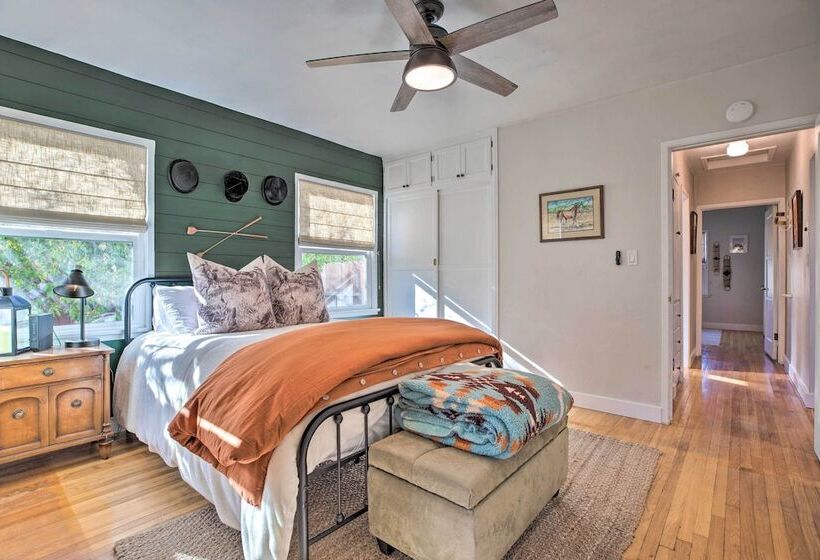 Vintage Bishop House In Downtown W/ Porch Swing!