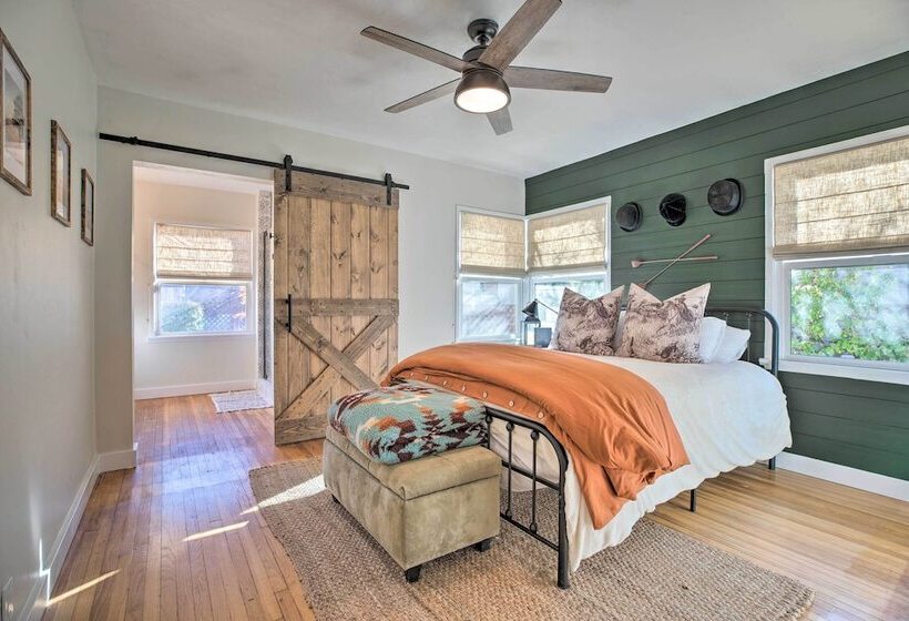 Vintage Bishop House In Downtown W/ Porch Swing!