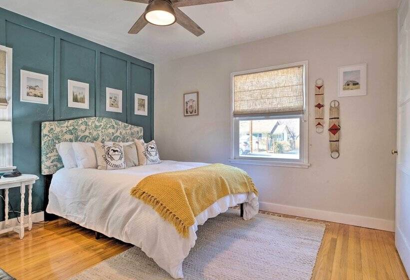 Vintage Bishop House In Downtown W/ Porch Swing!