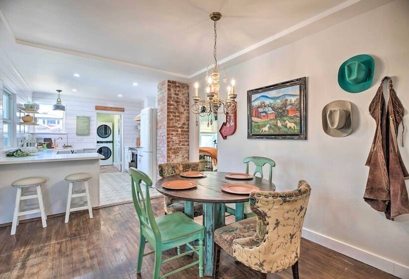 Vintage Bishop House In Downtown W/ Porch Swing!