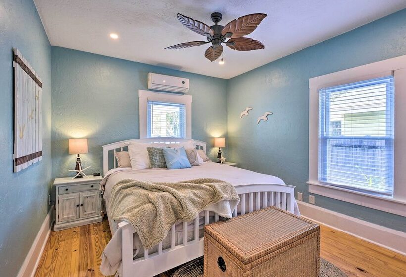 Bright Bradenton Retreat: 1 Mi To Downtown!