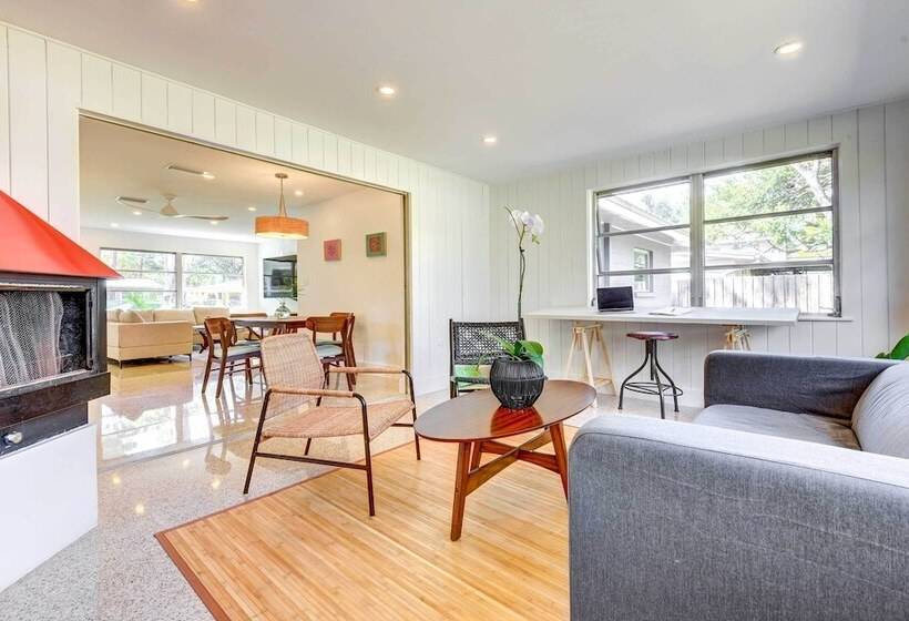 Charming Sarasota Vacation Home Near Downtown