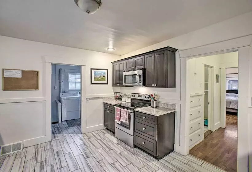 Walkable Neighborhood: Family Home In Wheat Ridge