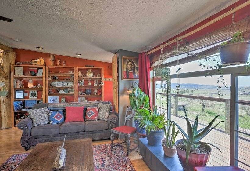 Cozy Black Hills Home On 13 Acres W/ Deck & Views!