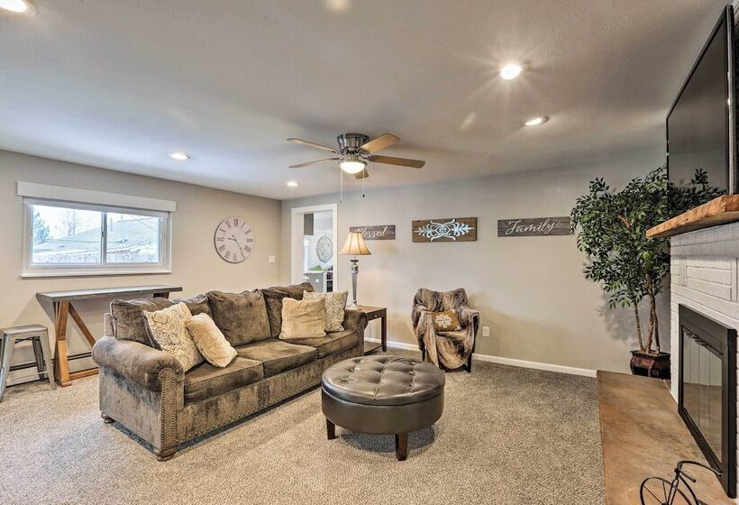 Dog Friendly Ranch Retreat ~5 Mi To Denver!