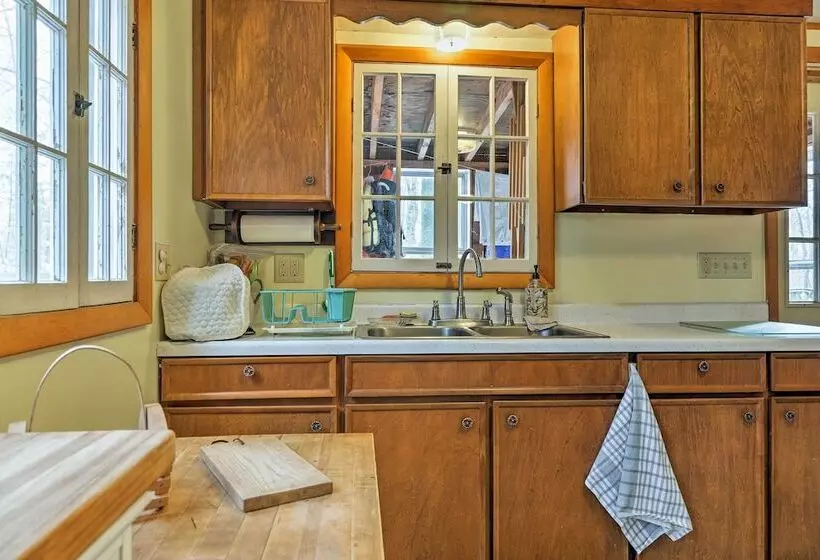 East Otis Reservoir Cabin W/ Porch   Walk To Lake!