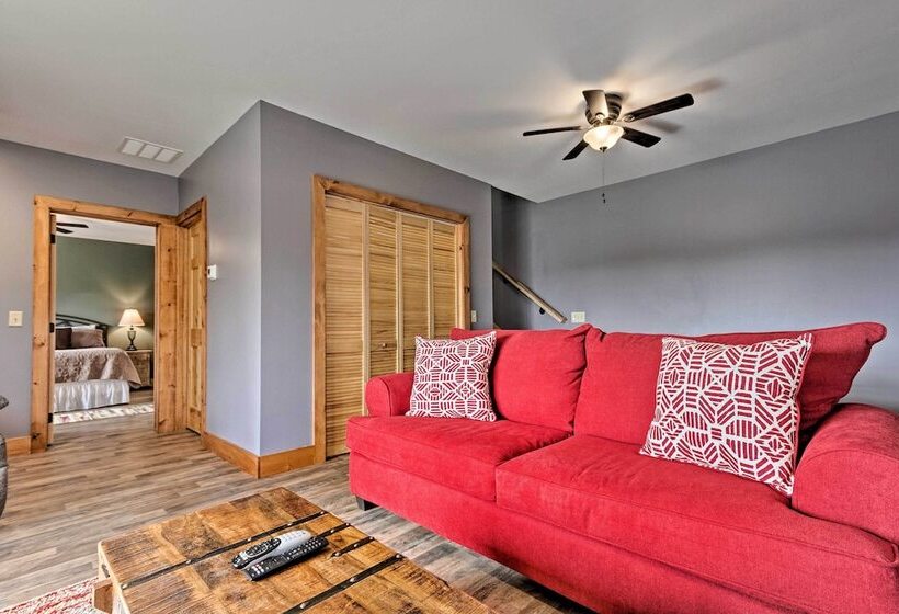 Elevated Cabin Bordering Smoky Mountain Nat L Park