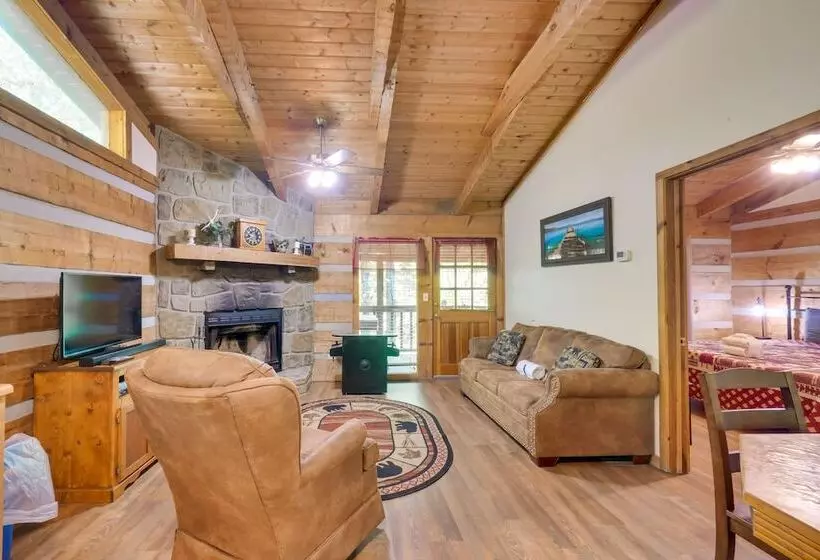 Gatlinburg Cabin W/ Hot Tub ~ 6 Mi To Downtown!