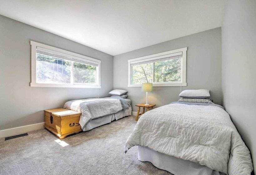 Gorgeous Lake Arrowhead Retreat: Game Room & Deck