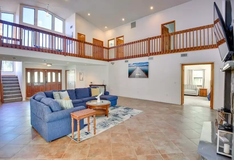 Lovely Palm Coast Retreat W/ Outdoor Kitchen